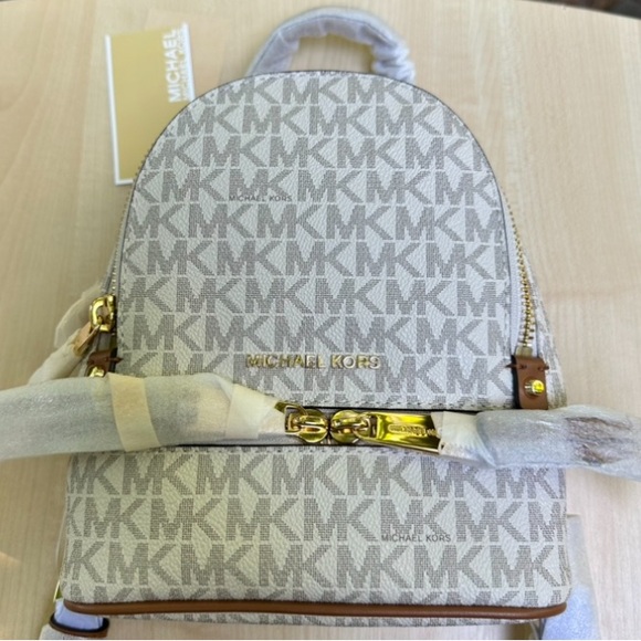NWT MICHAEL KORS bag for shoulder or backpack AUTHENTIC